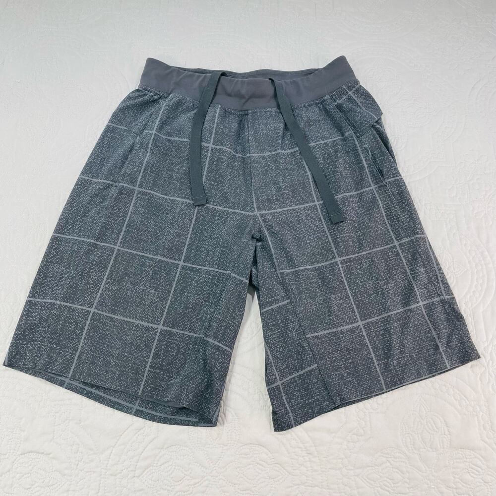lululemon athletica Men's Gray tech tie Athletic Shorts